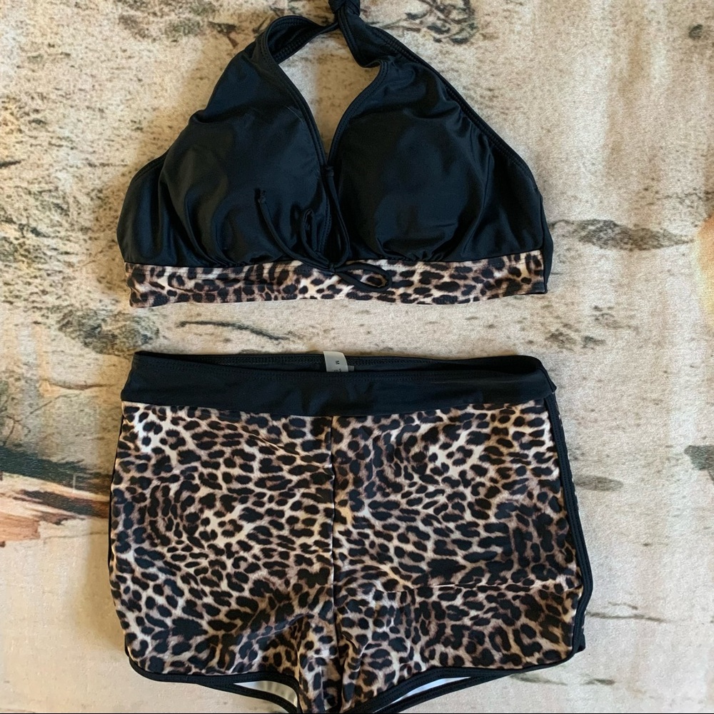 Black/leopard 2 piece swimsuit